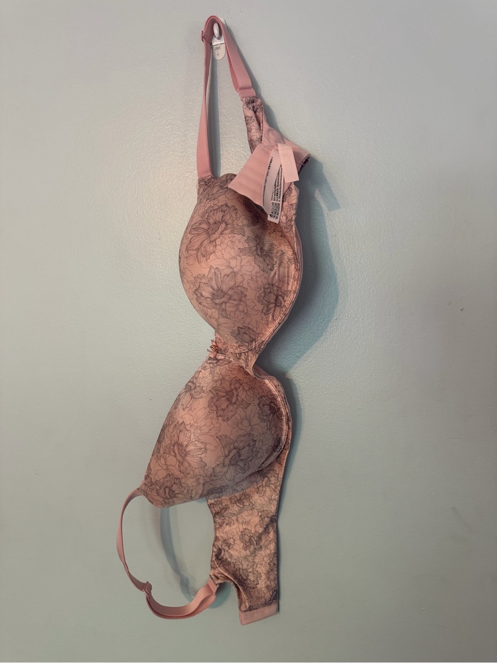 NWOT Victoria's Secret Body By Victoria Pink Floral Bra - 38DDD